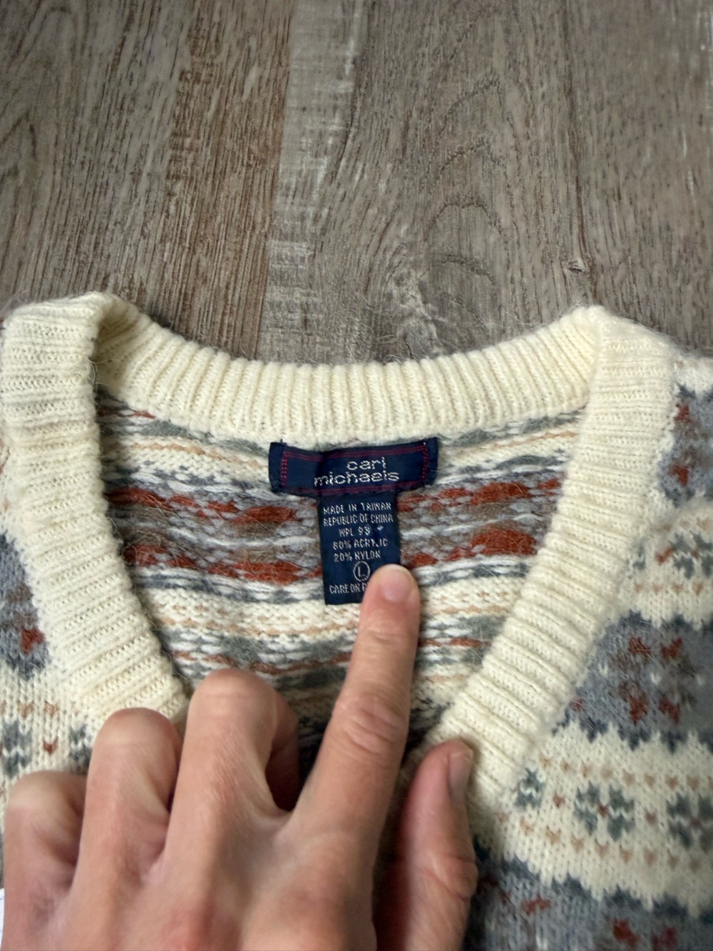 VTG CARL MICHAELS Fair Isle Knit Sweater Vest Pattern Beige Multi Color Size L - Picture 4 of 6